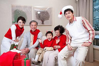 《拳击俱乐部2：快进未来》7月20日上线 预购获免费DLC